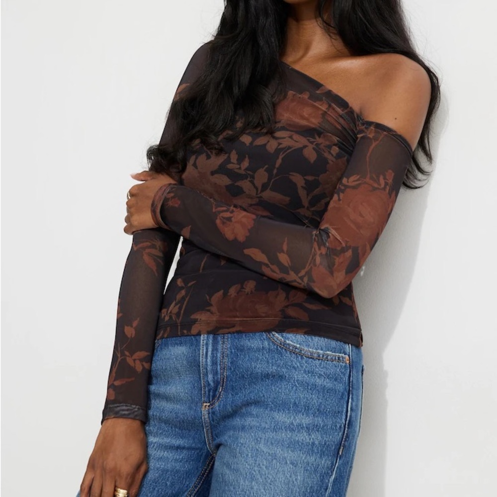 Dynamite One Shoulder Mesh Top - Picture 2 of 6